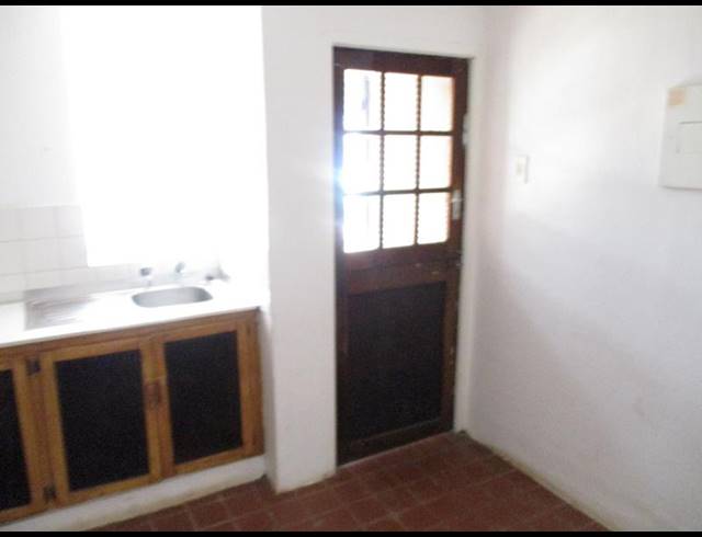 1 BEDROOM PROPERTY TO RENT IN ARCADIA